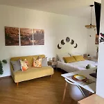 Casa Sole, 10 Minutes From Lurate Caccivio